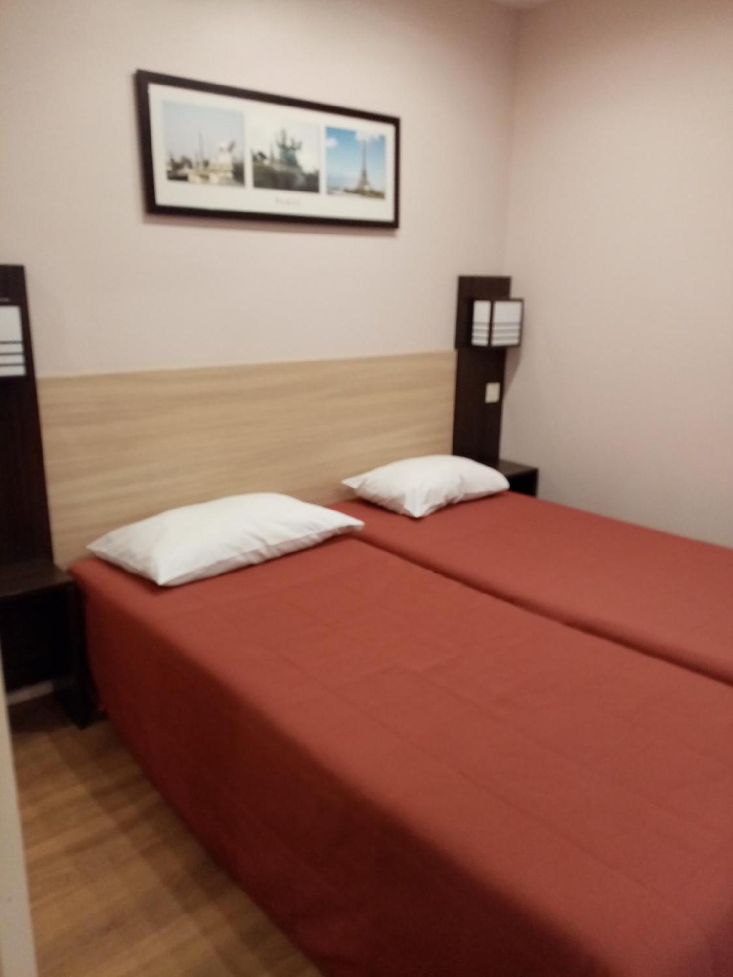 Brit Hotel St-Quentin/Nord Fayet  Eksteriør bilde